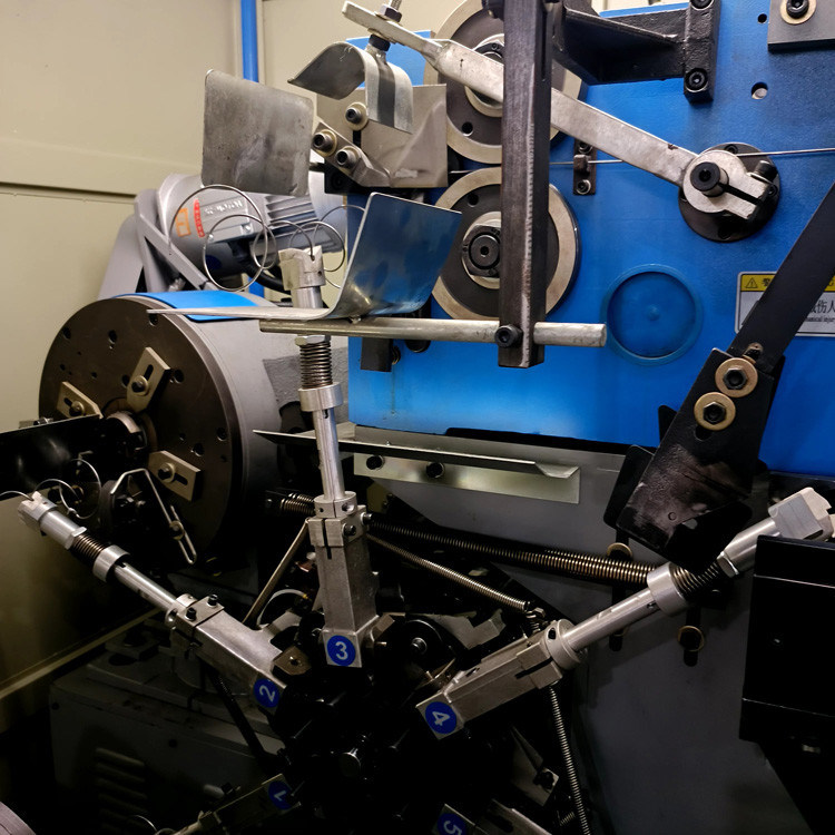 210 মিমি গদি স্প্রিং ফ্যাব্রিকেটার মেশিন ফর মেম্বার গদি বিছানা কোর রোলিং