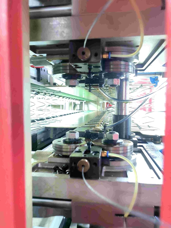 1.9-2.4mm Max 2000mm Mattress spring bed core making machine With 90-100 Springs/min Capacity....................................................................................